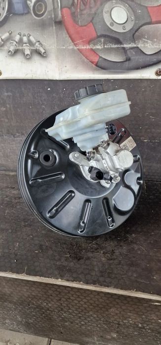 vw seat skoda serwo+pompa hamulcowa 5q1614105ck