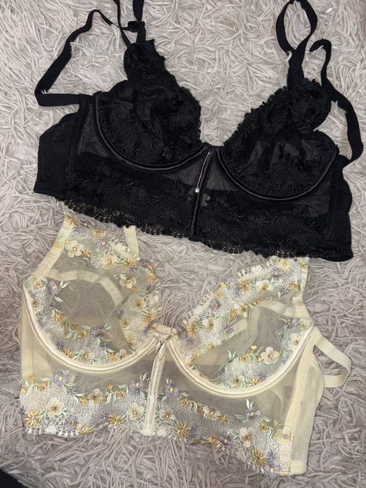 Мереживні бюстгальтери