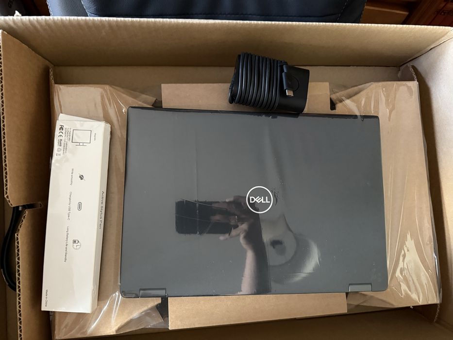 Dell latitude 7390 2-in-1 rigorosamente novo