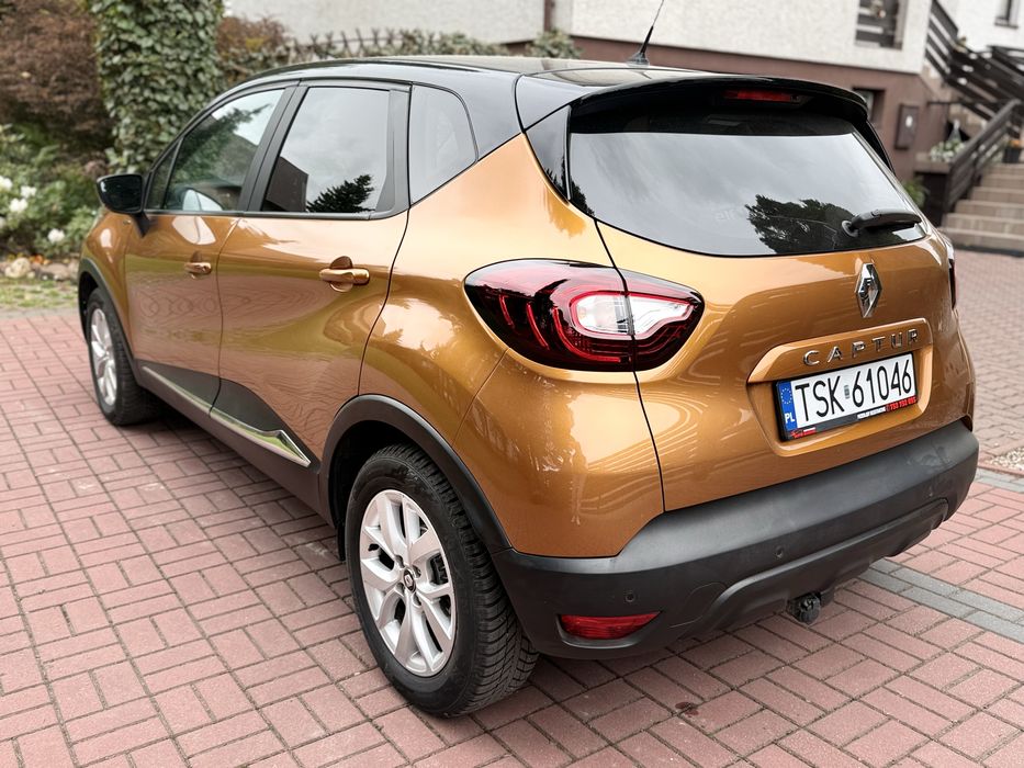 Renault Captur  w pieknym  kolorze