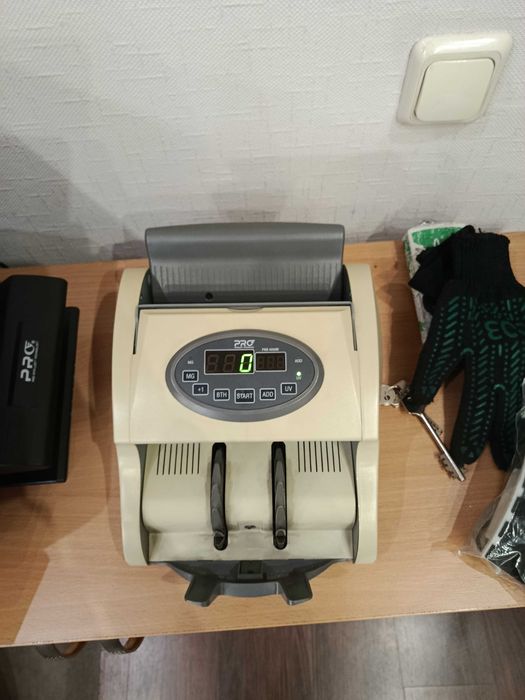 Продам лічильник банкнот Pro 40um
