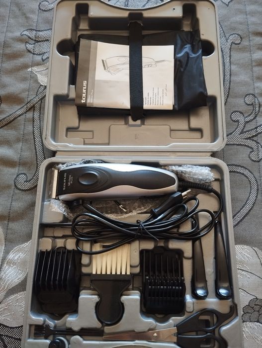 Máquina de cortar cabelo Taurus