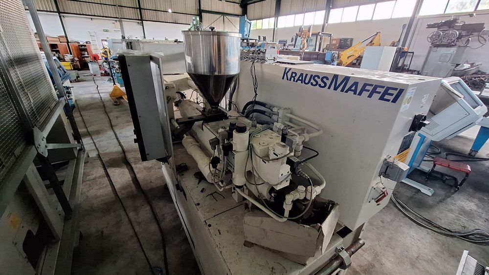 Maquinas de injeção plastico Krauss maffei