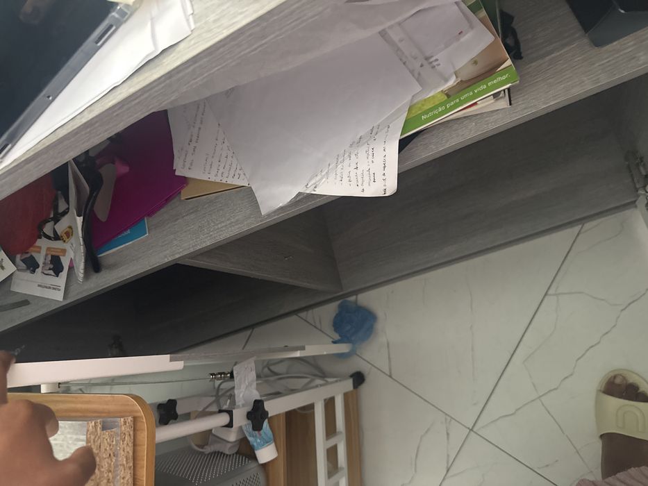 Vendo 2 aparadoras sala conforama com luz