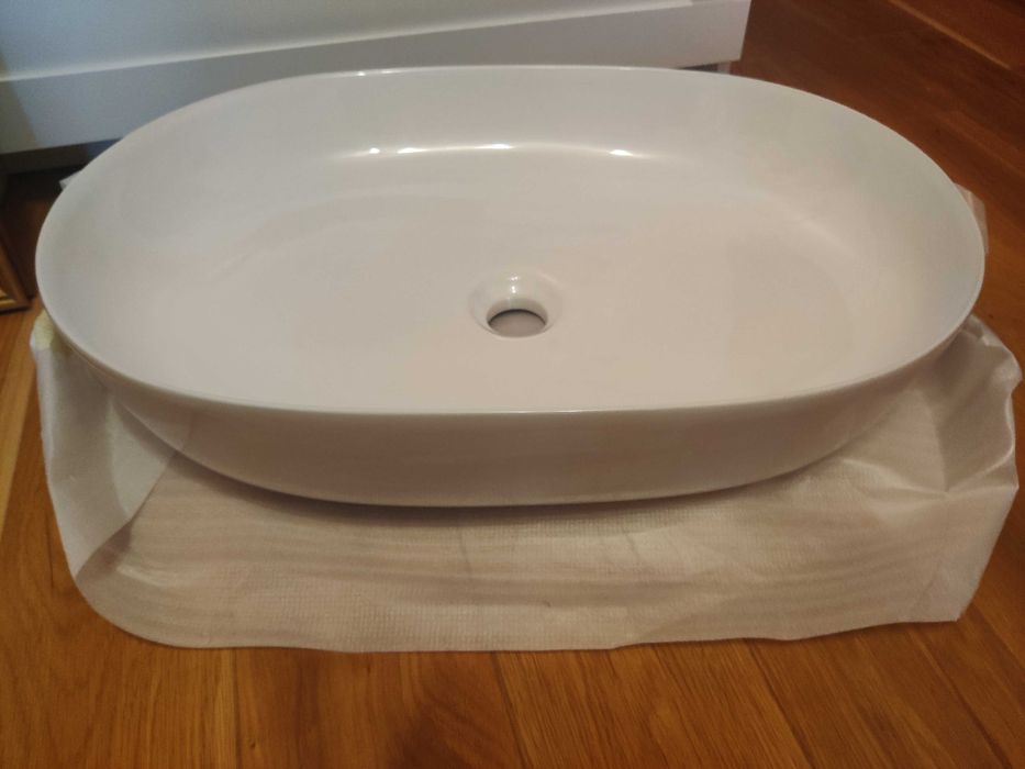 Umywalka nablatowa Jima 60 Excellent