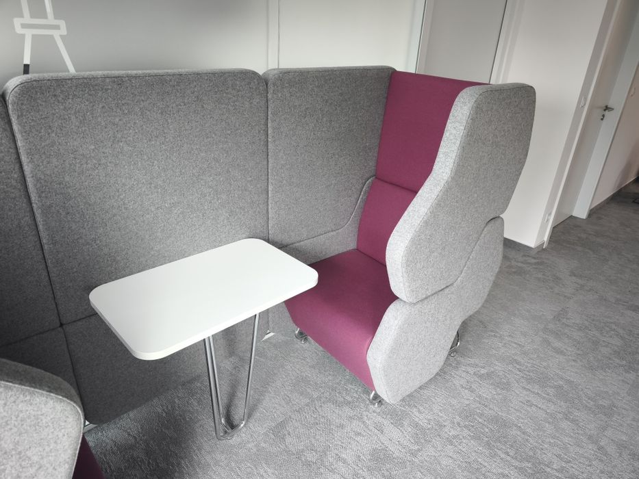 Zestaw mebli biurowych modułowych. Office soft seating