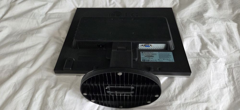 Monitor LG L 1953s 19 cali