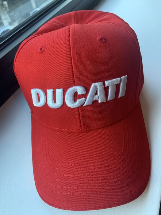 Boné Ducati. Original. Novo.