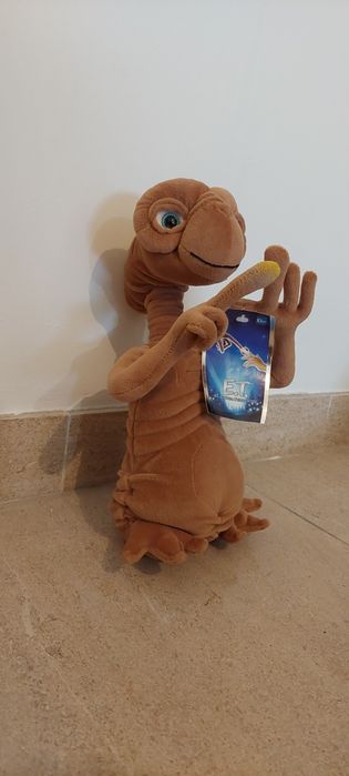 Peluches originais do filme “E.T. – O Extraterrestre”
