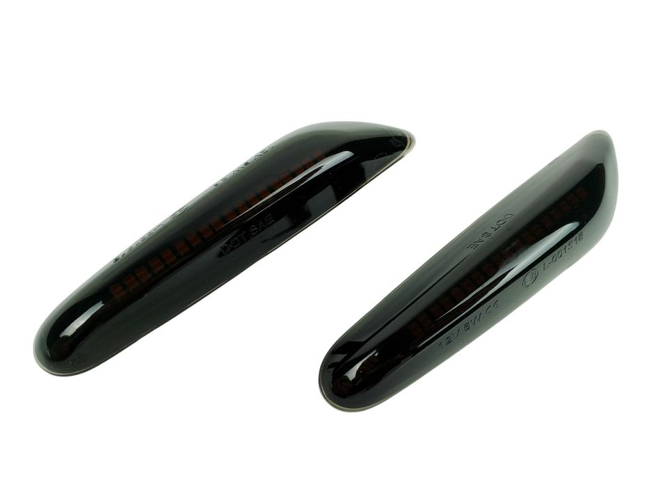 Повороти бокові LED для BMW E46 E60 E90 E81 E83 динамічні