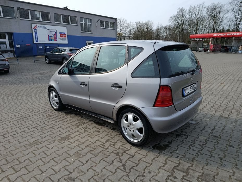 Mercedes A190 1.9 benzyna 2000r