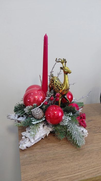 Świąteczny stroik na stół komodę ze świeczką home&you
