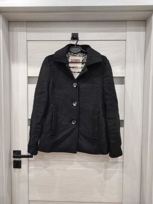 Kurtka płaszczyk żakiet wełniany damska czarna s/m z kieszeniami