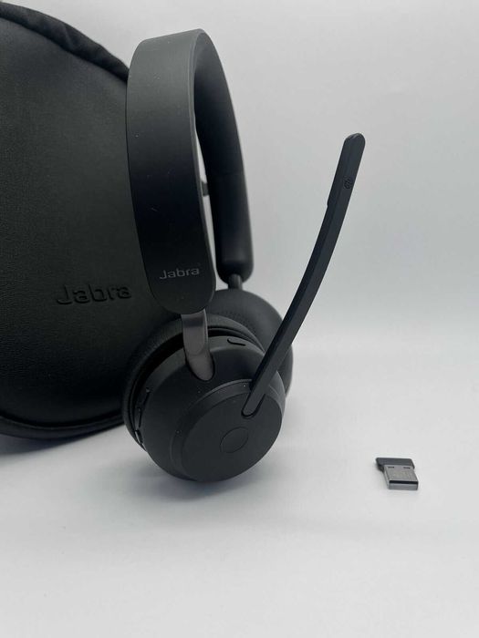 Навушники Jabra Evolve2 65 з док станцією гаринута как новая