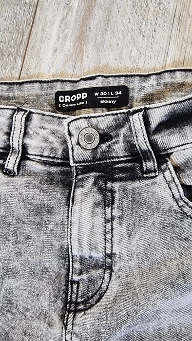Jeansy cropp meskie