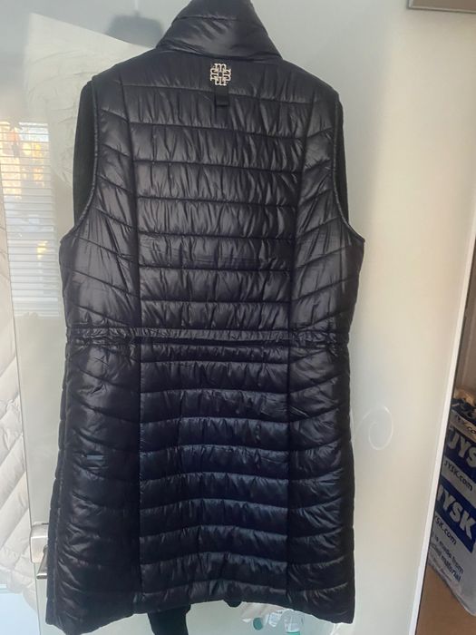 Długi pikowany bezrękawnik