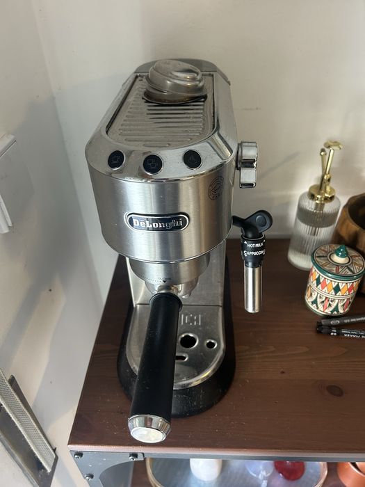 Maquina de cafe delongui