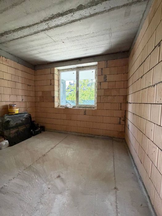 Будинок біля парку 135 м2 з великими терасами