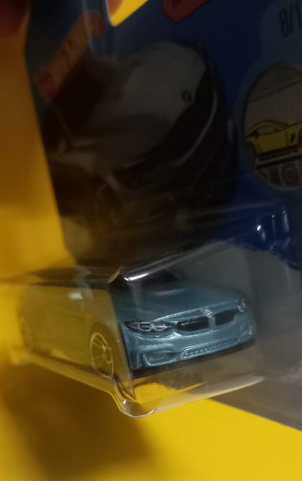 Bmw m4 hot wheels