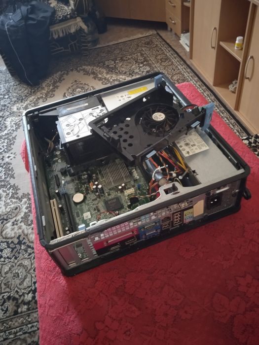 Продам системный блок DELL