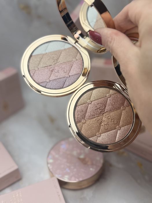 Хайлайтер для обличчя Charlotte Tilbury Pillow Talk Multi Glow