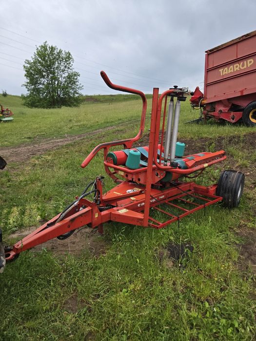 Kverneland 7420 Owijarka samozaładowcza