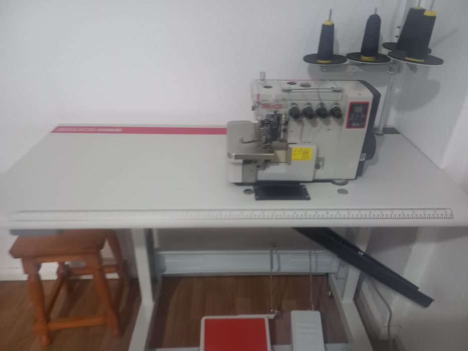 Maquina industrial nova de corte e cozer bruce
