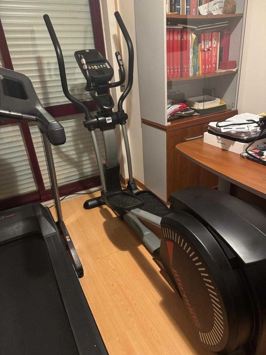 Bicicleta Elíptica BH Fitness