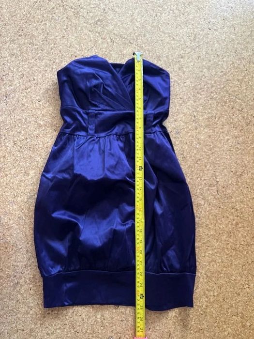 Vestido Elegante Roxo – Tamanho M (veste XS/S)