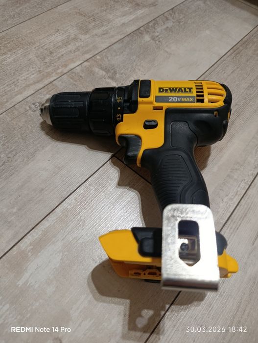 Шурупокрут DeWalt DCD 780