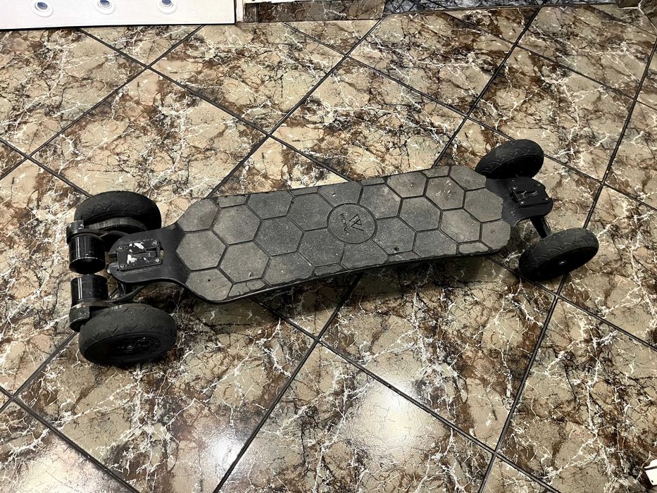 Deska elektryczna WowGo AT - terenowa, uszkodzony ESC