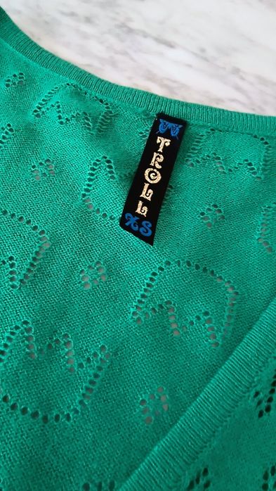 Ażurowy wiosenny sweterek,Troll r XS