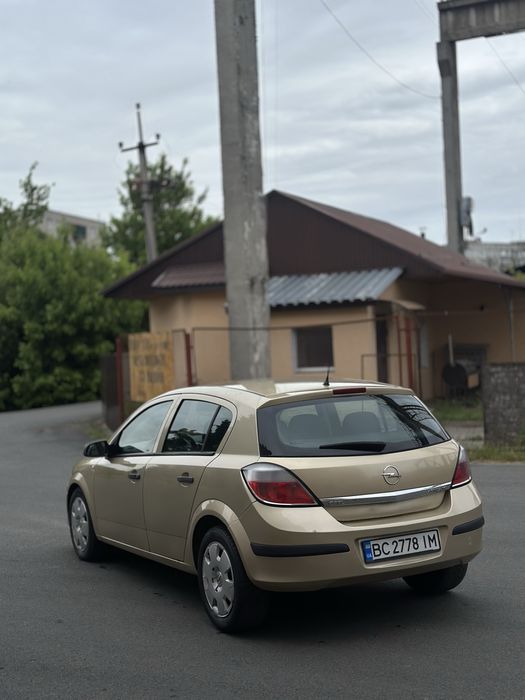 Опель Астра 1.6 бензин