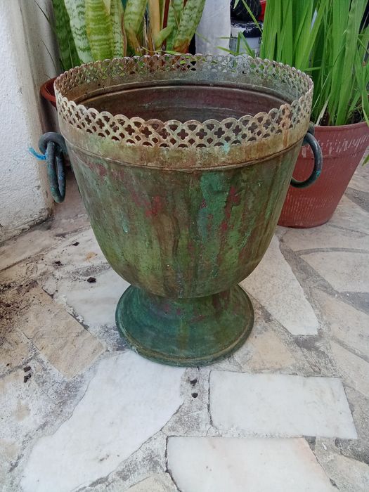 Vendo vaso de cobre antigo