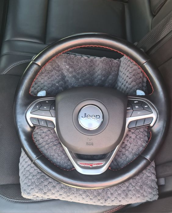 Руль, кермо, подушка безпеки в кермо Jepp Grand Cherokee Trailhawk