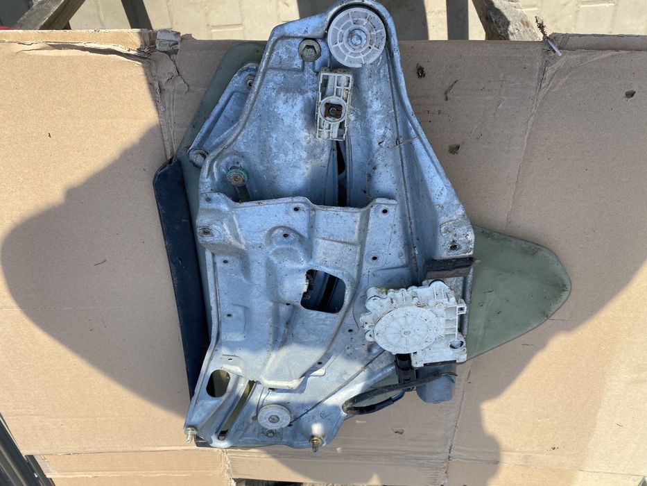 Bmw e36 cabrio mechanizm szyby tył lewy, podnośnik szyby tylny