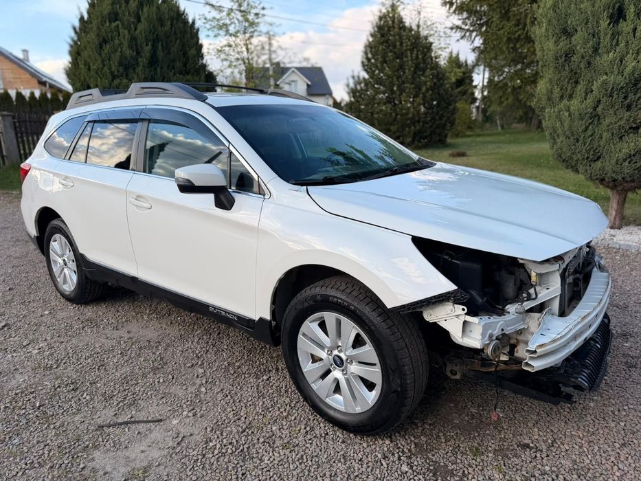 Subaru Outback Subaru Outback 3.6 / Import Kanada / Na miejscu w Polsce