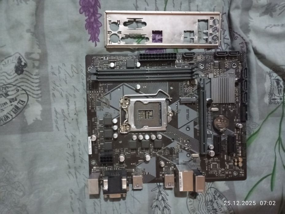 Материнка Asus b365m k prime