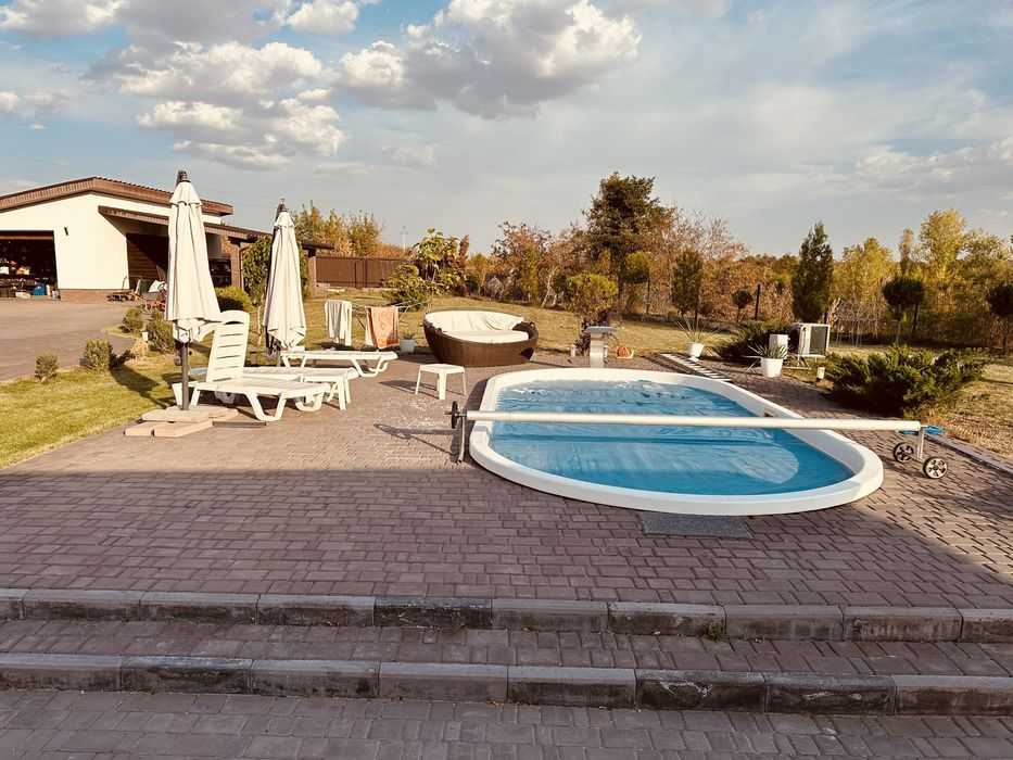 Продажа нового 2-эт. Дома 260м2 район Лесопарковая.