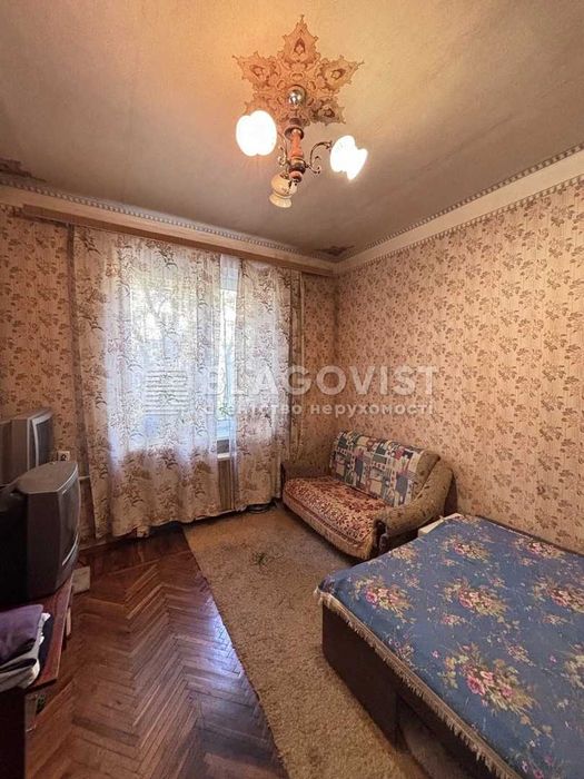 Продаж 2-к квартири по вулиці Джохара Дудаєва Солом'янський район.Держпрограми.