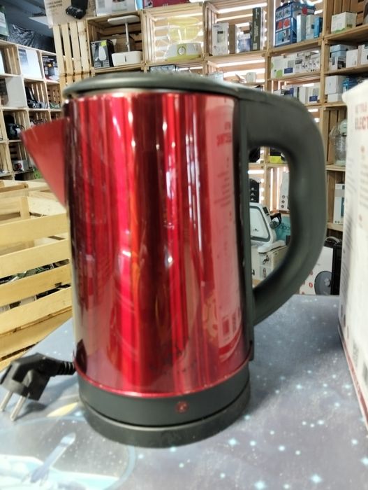 Чайник із нержавіючої сталі, 2 л, 1500 Вт - Royal Swiss