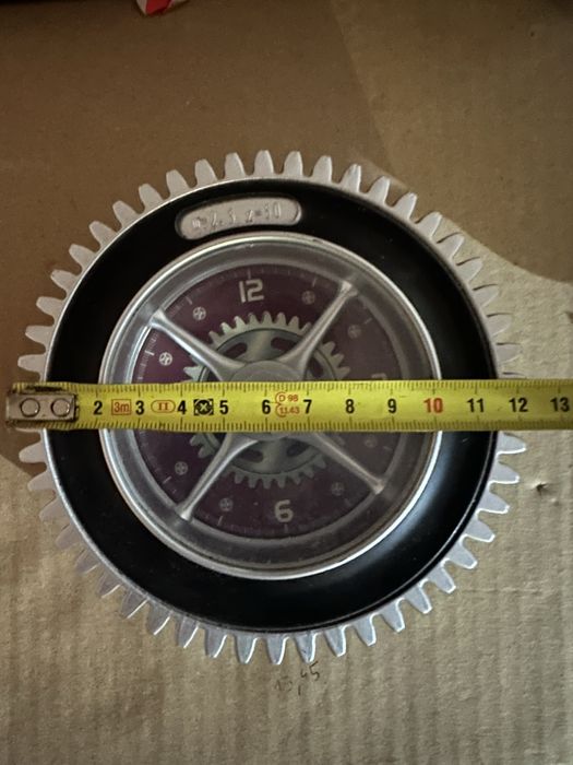 Relógio a pilhas a funcionar