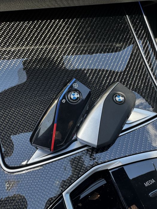 Авто ключи BMW оем