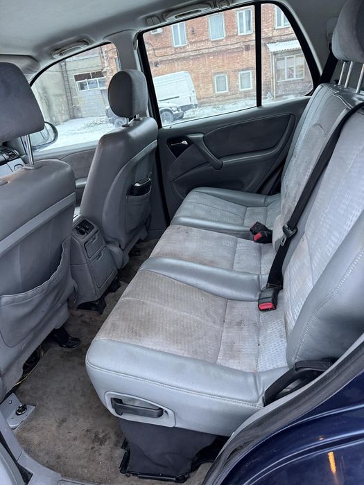 Mercedes ML270 2001рік 2,7дизель АКПП повний привід 4х4