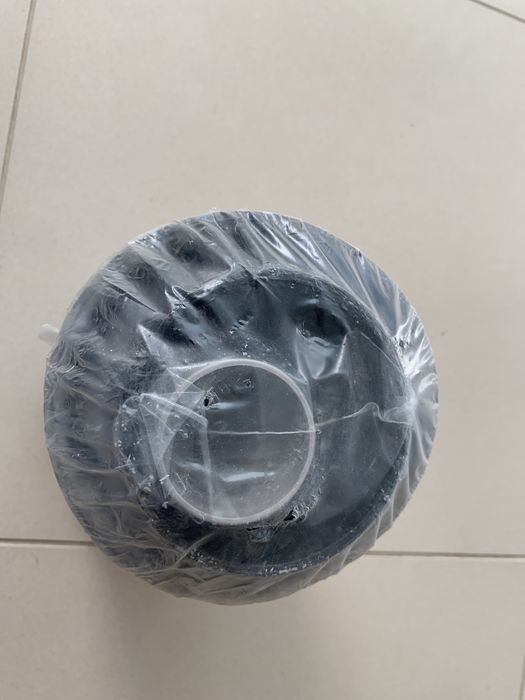 Przyłącze do muszli klozetowej wiszącej