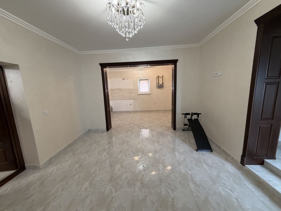 Продаж будинку ,з шикартним ремонтом /1000$ кв