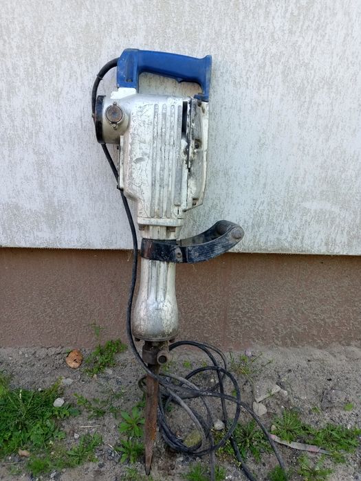 Młot udarowy wyburzeniowy