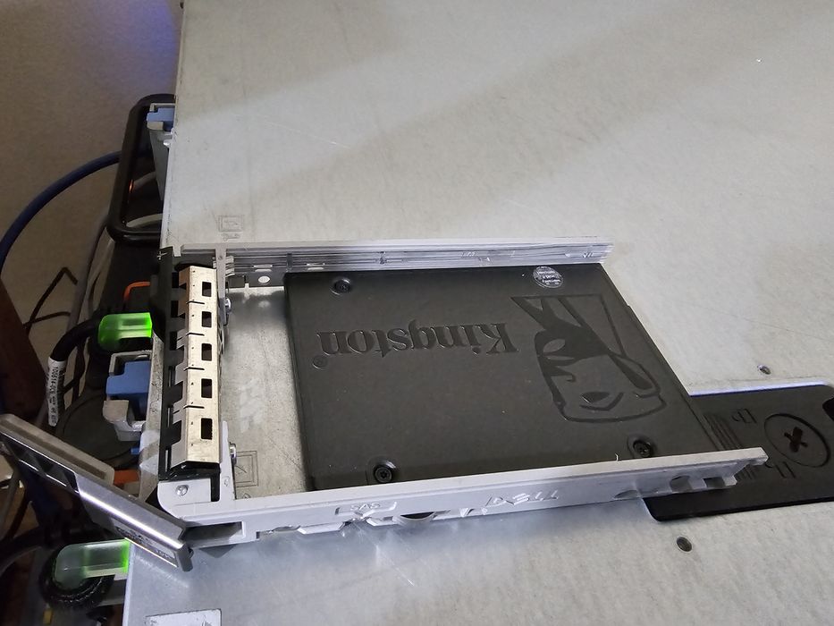 Servidor Dell power edge R720XD 2 x cpu - 128GB Ram