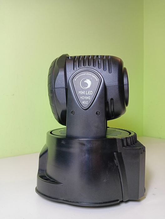 Głowa ruchoma UKING Wash 7x10w RGBW