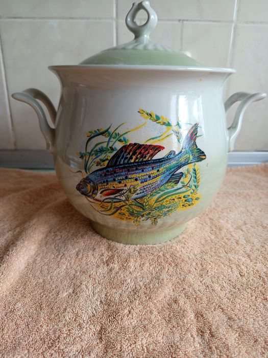 Супница, фарфор.